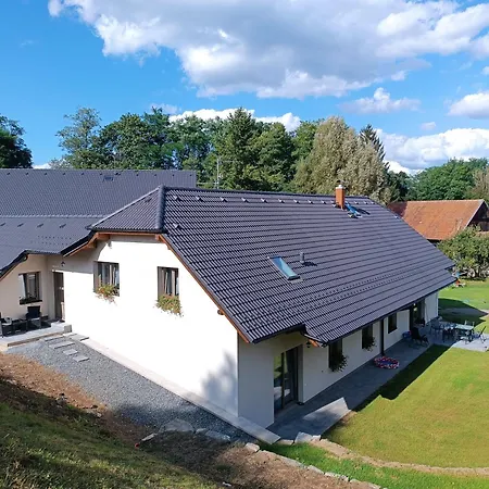 Apartman Pod Hrazi Chrastany Benesov  Exterior photo